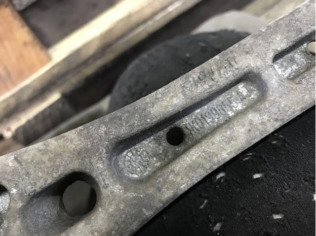 Задняя подушка двигателя Audi A3