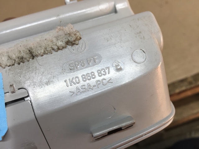 Чехол для очков 1K0868837EY20 VAG