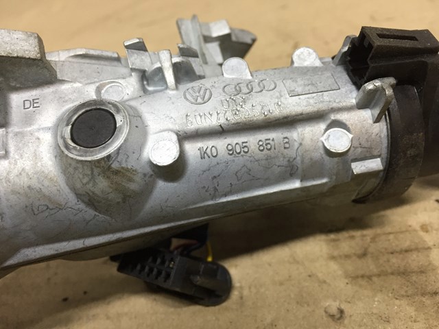 Замок зажигания 1K0905851B VAG