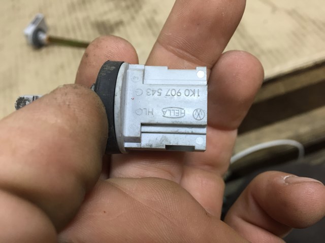 Датчик температуры салона 1K0907543C VAG