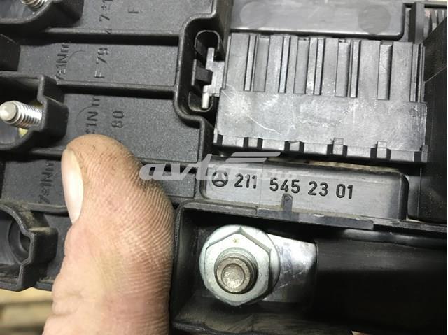 Панель предохранителей 2115452301 MERCEDES