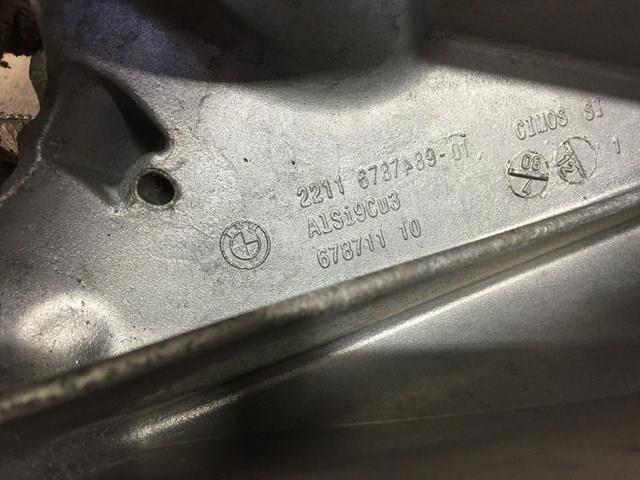 Кронштейн подушки (опоры) двигателя, левой 22116787489 BMW