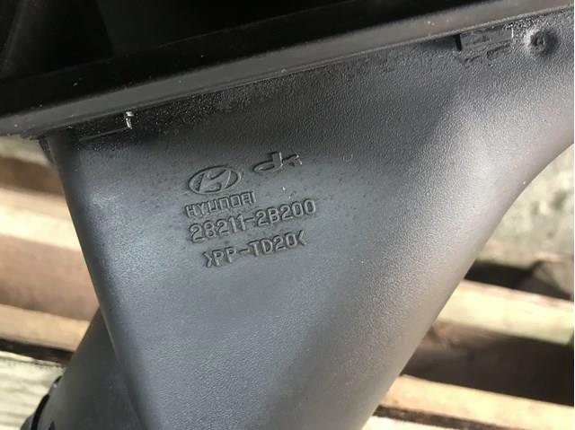 Патрубок воздушный, вход воздушного фильтра 282122B100 HYUNDAI