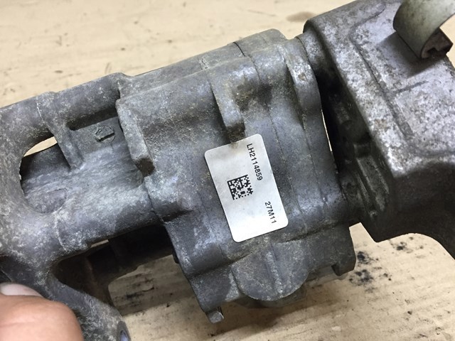 Насос гидроусилителя руля 32416796462 BMW