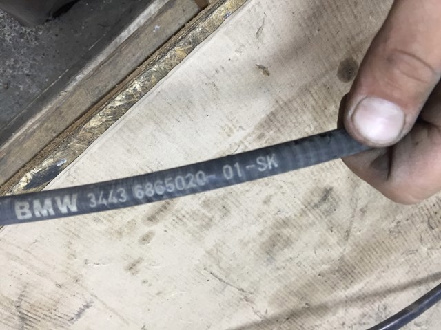 Трос стояночного тормоза задний правый 34436865020 BMW