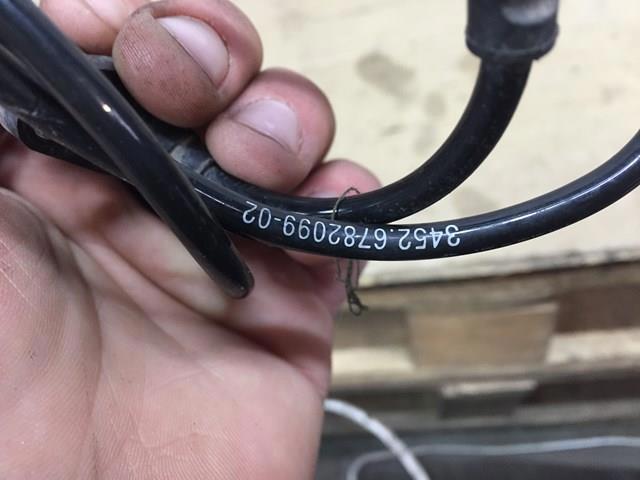 Датчик АБС (ABS) передний 34526782099 BMW