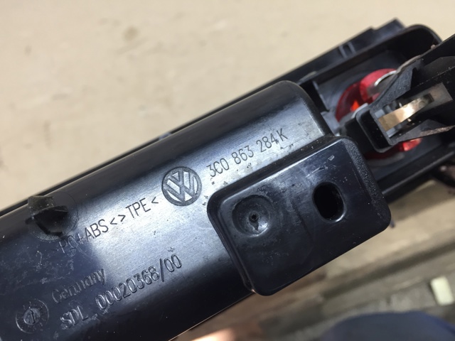 Пепельница центральной консоли 3C0857961H9B9 VAG