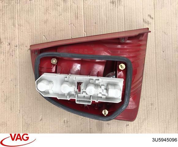 Фонарь задний правый 3U5945096 VAG