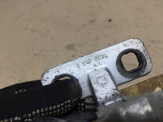 Петля задней багажной, 3/5 -ой двери 41627006121 BMW