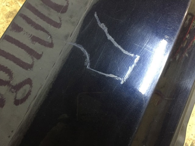 Задняя дверь 41627161677 BMW
