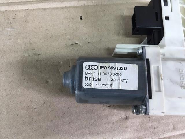 Мотор стеклоподъемника двери передней, правой 4F0959802D VAG