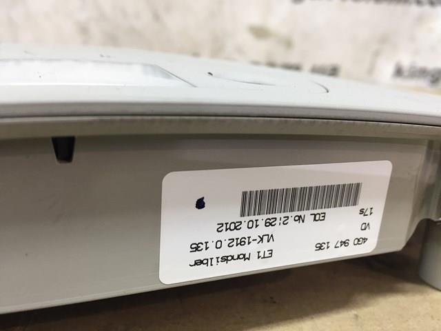 Плафон освещения кабины 4G0947135 VAG