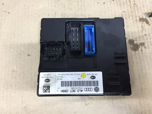 Блок управления центральным замком 4L0907289H VAG