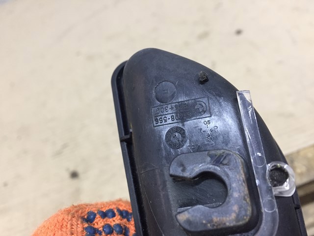 Ручка задней двери наружная 51418408566 BMW