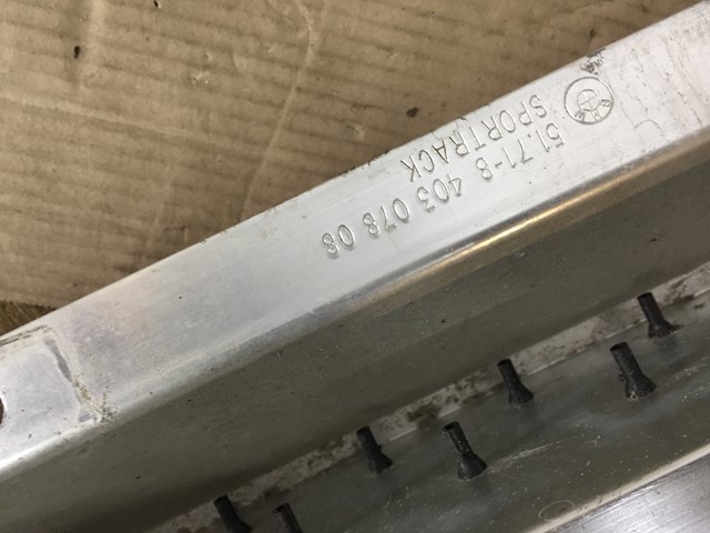 Накладка (молдинг) порога наружная правая 51718403078 BMW