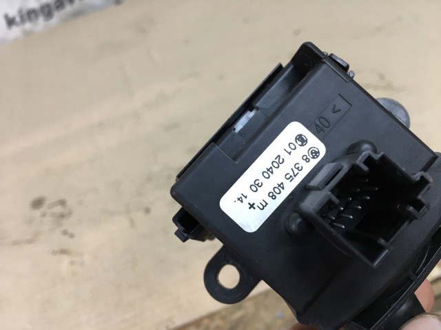 Переключатель подрулевой, правый 61318375408 BMW