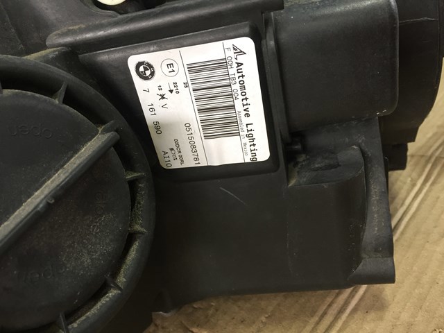 Фара передняя правая 63117288992 BMW
