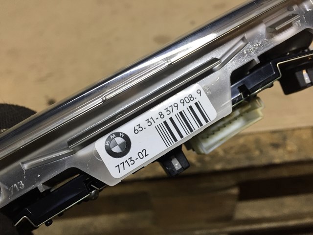 Плафон освещения салона/кабины, задний 63318379908 BMW