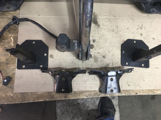 Прицепное устройство 71606796334 BMW