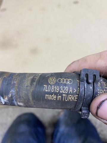 Нижний патрубок радиатора 7L0819329A VAG