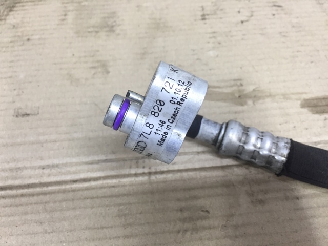 Шланг кондиционера, от компрессора к радиатору 7L8820721K VAG