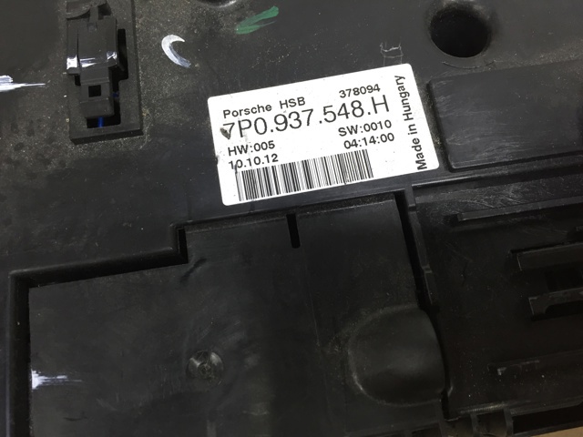 Панель предохранителей 7P0937548H PORSCHE