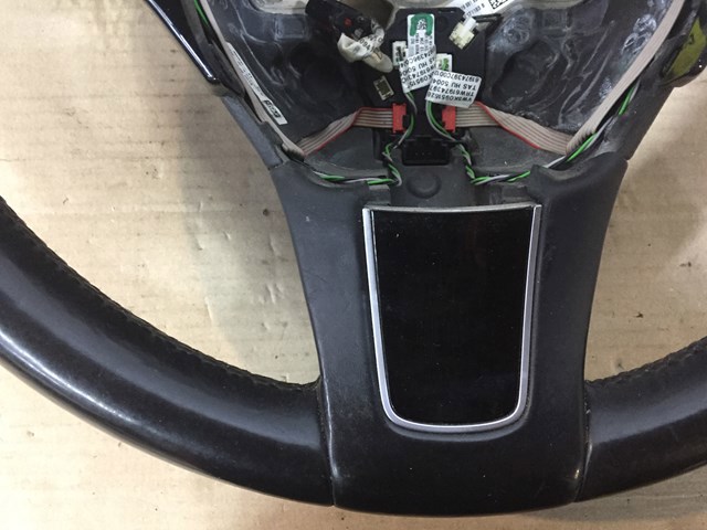 VAG 7P6419091CNGB Рулевое колесо в наличии Каменское