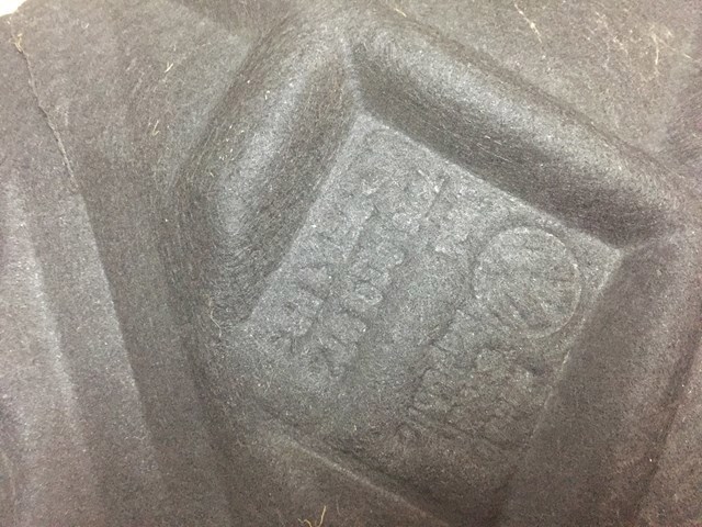 Подкрылок задний левый 7P6810971 VAG