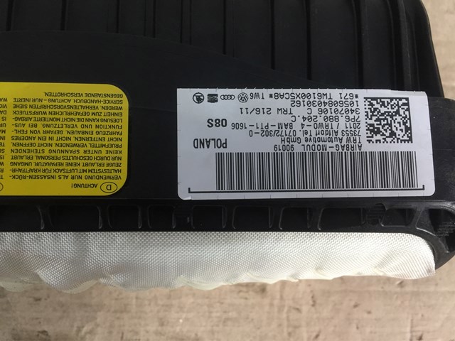 Подушка безопасности (AIRBAG) пассажирская 7P6880204C VAG