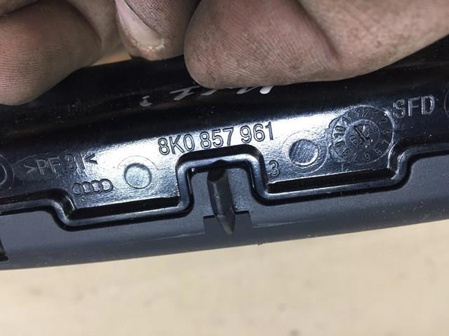 Пепельница центральной консоли 8K0857961 VAG