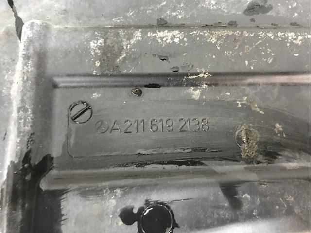 Защита днища, задняя левая A2116192138 MERCEDES