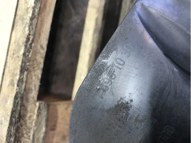 Лючок (дверца) бензобака A2216981030 MERCEDES