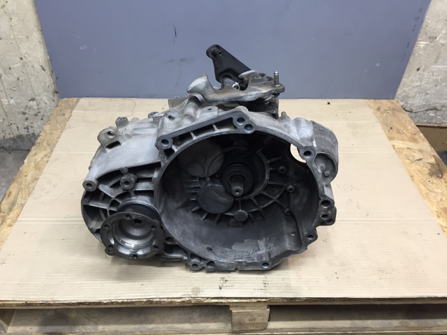Механическая коробка переключения передач 02Q300050E VAG