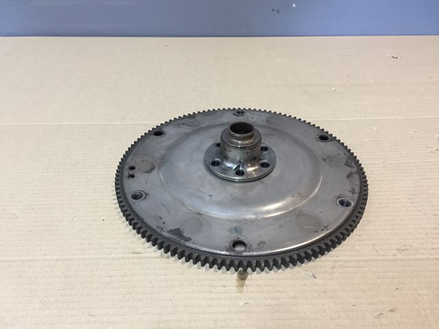 VAG 03G105323H Маховик в наличии Ирпень