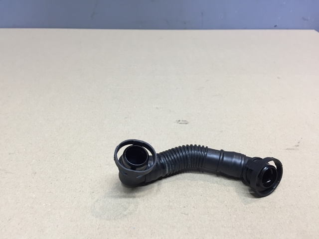 Трубка картера воздушная 03L103493 VAG