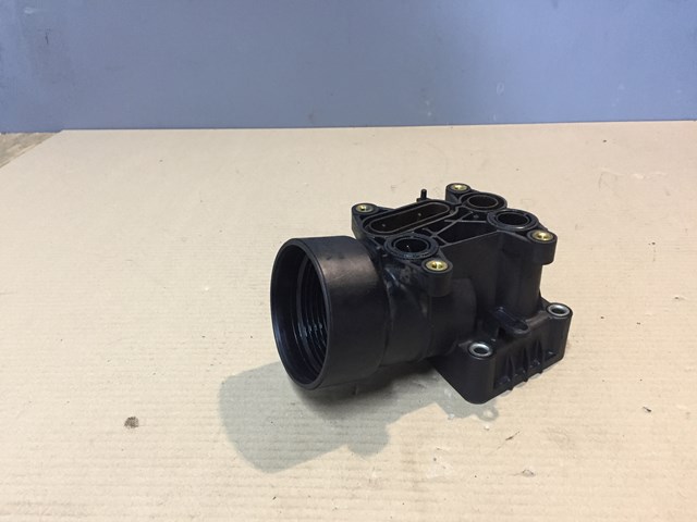  Корпус масляного фильтра 03L115389C VAG