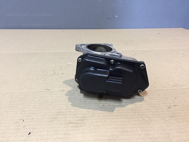 Клапан рециркуляции отработавших газов EGR Шкода Октавия 2 A5