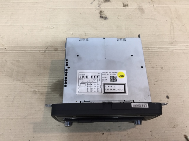 VAG 1K0035186AQ Магнитола в наличии Ужгород