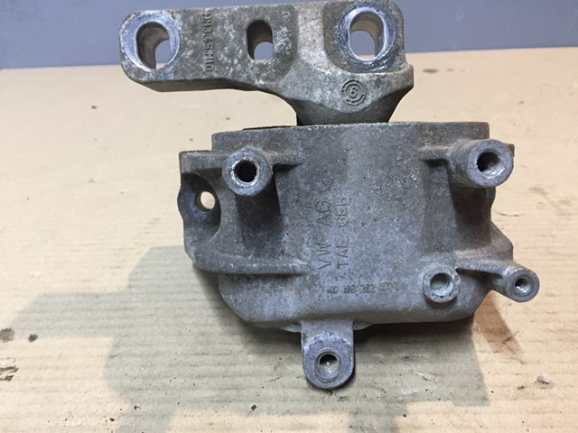 Подушка мотора правая Шкода Октавия II A5