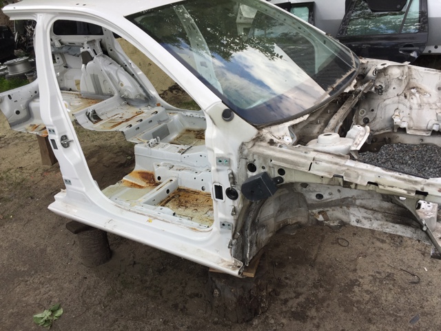 Лонжерон передний правый 1K0803092H VAG