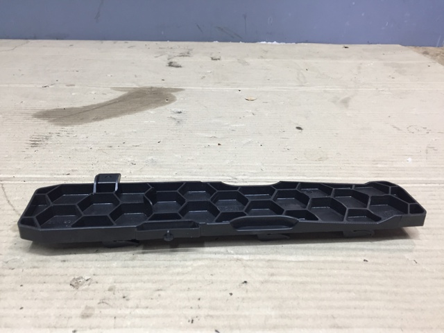 Фильтр пылевой 1K0819422B VAG