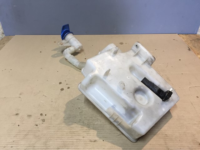 Бачок омывателя лобового стекла Skoda SuperB II