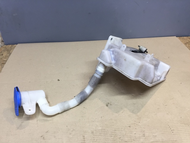 Бачок омывателя лобового стекла 1K0955453Q VAG