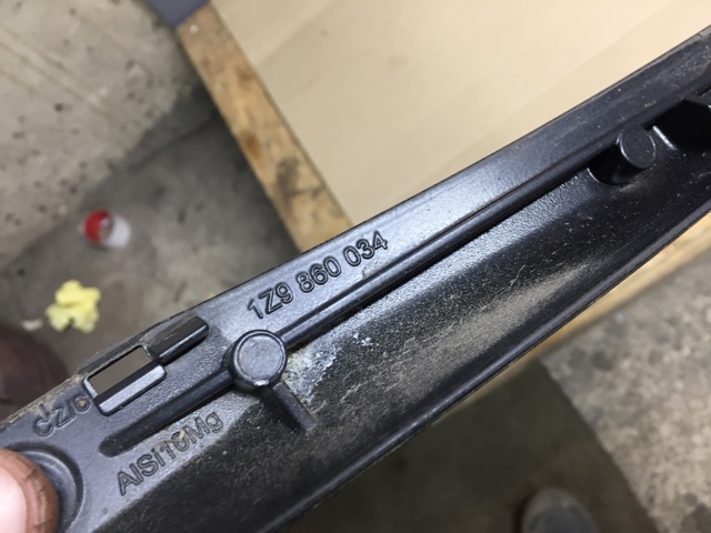 1Z9860034 Рейлинг крыши правый купить Тернополь