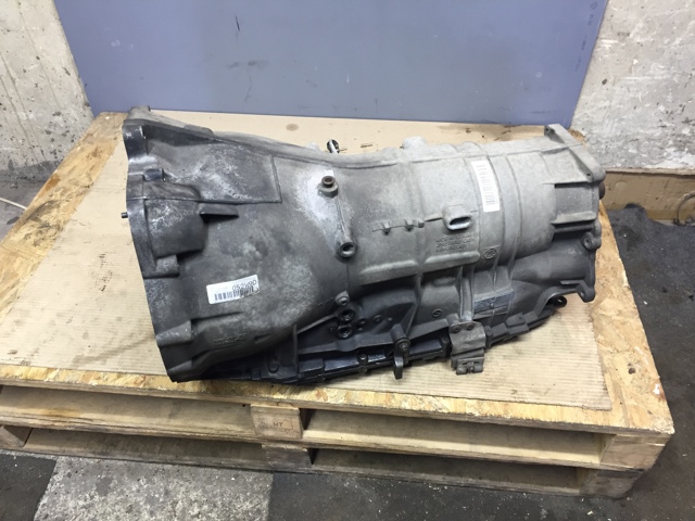 Коробка передач автомат 24007581580 BMW