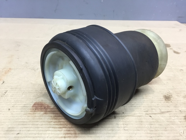 Пневморессора задняя 37126790079 BMW