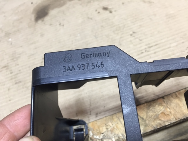 VAG 3AA937546 в наличии Сумы