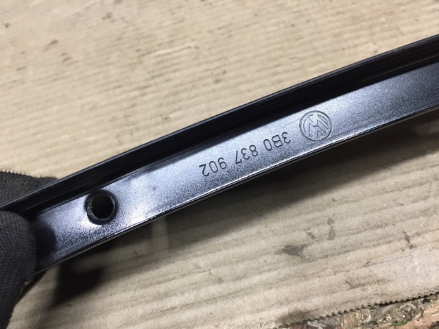 VAG 3B0837902 в наличии Киев
