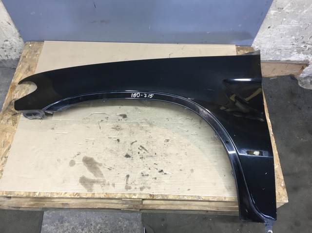 Крыло левое 41357121007 BMW