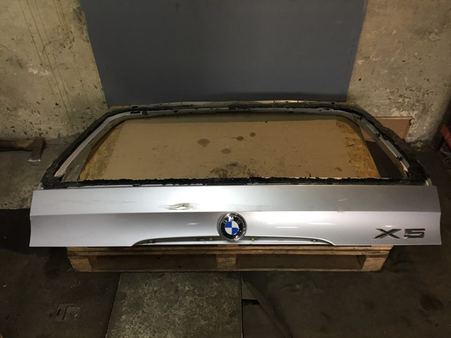 Задняя ляда 41627126015 BMW